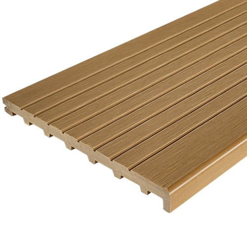 Ступень ДПК Latitudo Step-320 Орех Полнотелая купить в Котласе